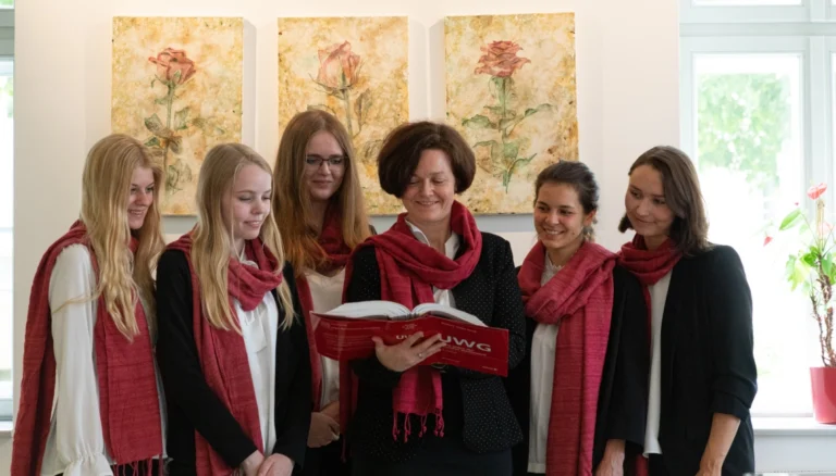 Pferde-Rechtsanwältin Dr. Nina Ollinger Team